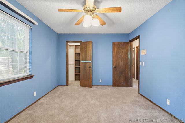 3776 E 82nd Court, Tulsa, OK 74137