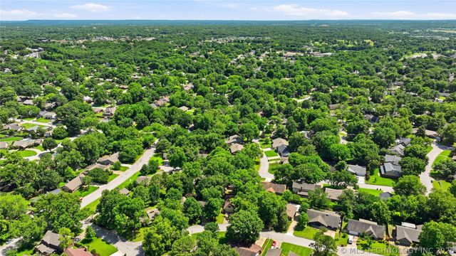 3776 E 82nd Court, Tulsa, OK 74137