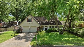 3776 E 82nd Court, Tulsa, OK 74137