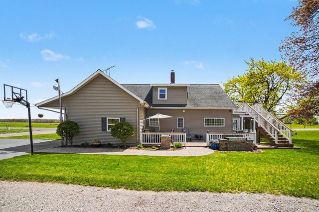 6987 E Beaverton Road, Clare, MI 48617