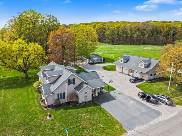 6987 E Beaverton Road, Clare, MI 48617