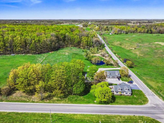 6987 E Beaverton Road, Clare, MI 48617