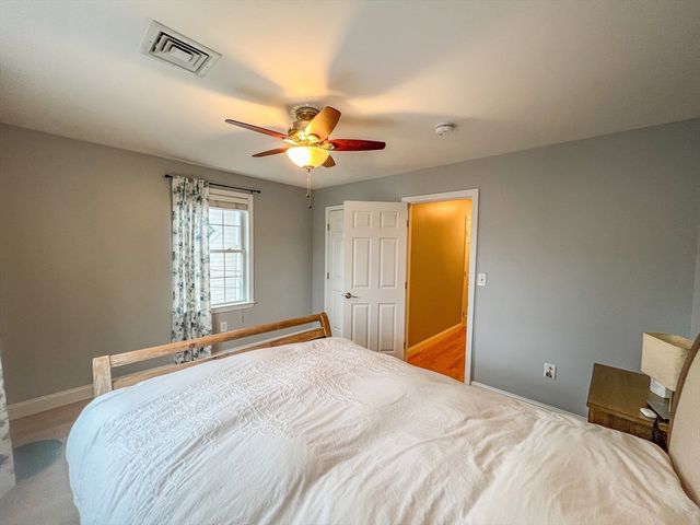 20 Russell St 1, Waltham, MA 02453