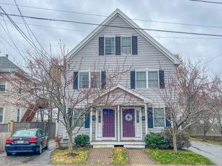 20 Russell St 1, Waltham, MA 02453