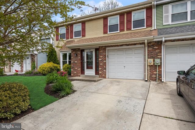 163 CALDERWOOD LN, Mount Laurel, NJ 08054