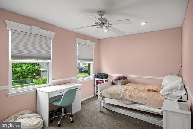 163 CALDERWOOD LN, Mount Laurel, NJ 08054