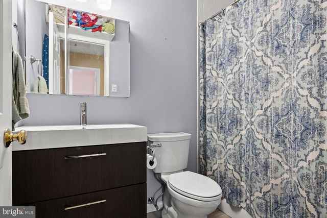 163 CALDERWOOD LN, Mount Laurel, NJ 08054