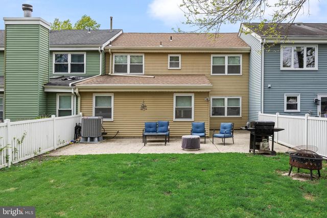 163 CALDERWOOD LN, Mount Laurel, NJ 08054