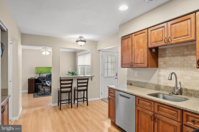 163 CALDERWOOD LN, Mount Laurel, NJ 08054