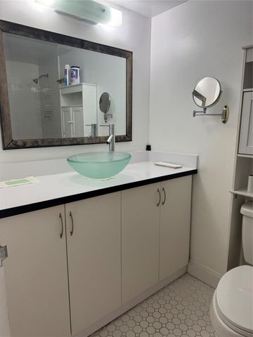 900 Bay Drive 513, Miami Beach, FL 33141