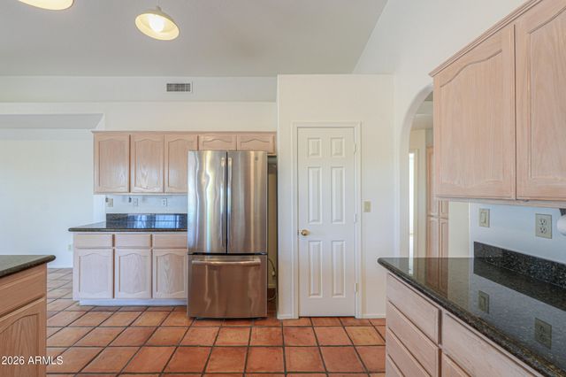 8517 N KILLDEER Place, Casa Grande, AZ 85194