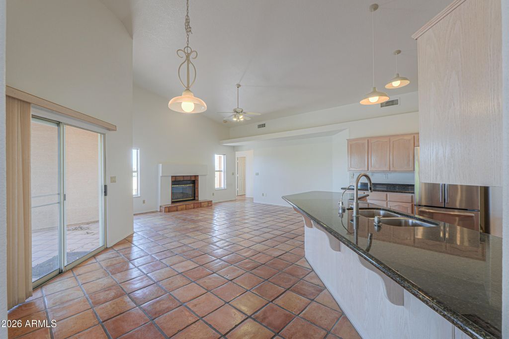 Image 14 of property listing at 8517 N KILLDEER Place, Casa Grande, AZ 85194