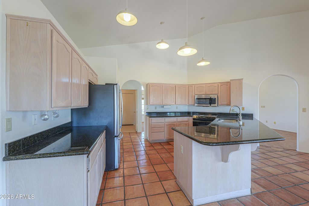 Image 16 of property listing at 8517 N KILLDEER Place, Casa Grande, AZ 85194