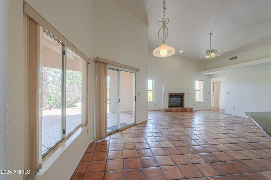 Image 2 of property listing at 8517 N KILLDEER Place, Casa Grande, AZ 85194