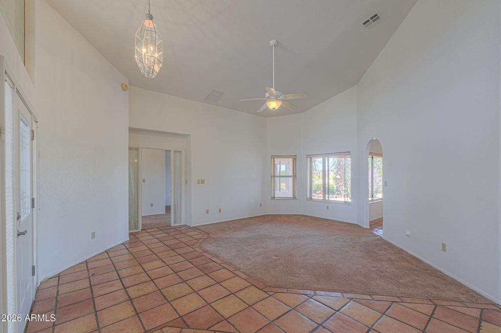 Image 9 of property listing at 8517 N KILLDEER Place, Casa Grande, AZ 85194