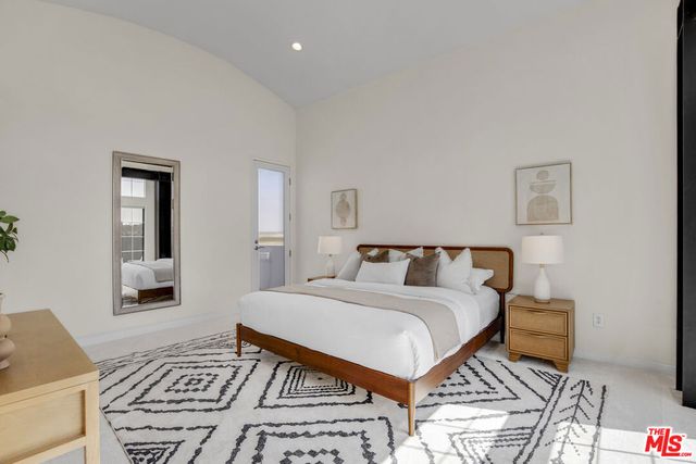 5300 Playa Vista Drive 6, Playa Vista, CA 90094