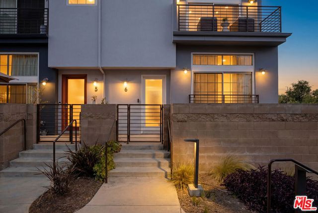 5300 Playa Vista Drive 6, Playa Vista, CA 90094