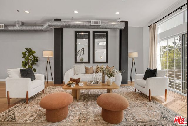 5300 Playa Vista Drive 6, Playa Vista, CA 90094