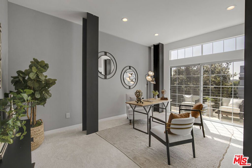 Image 16 of property listing at 5300 Playa Vista Drive 6, Playa Vista, CA 90094