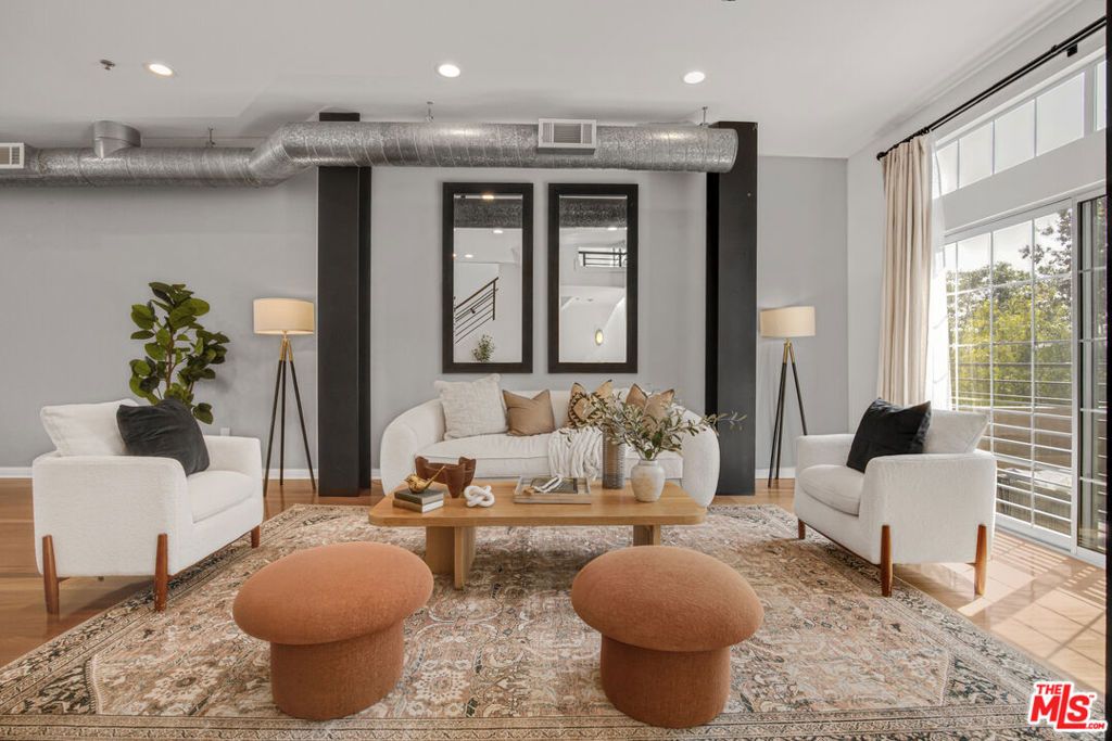 Image 5 of property listing at 5300 Playa Vista Drive 6, Playa Vista, CA 90094