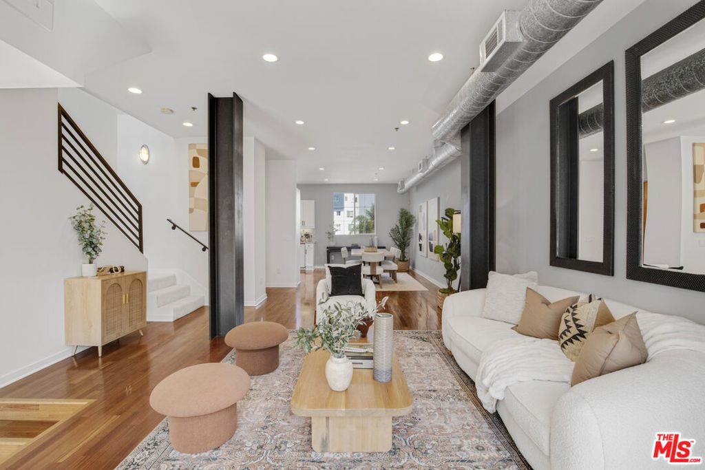 Image 6 of property listing at 5300 Playa Vista Drive 6, Playa Vista, CA 90094