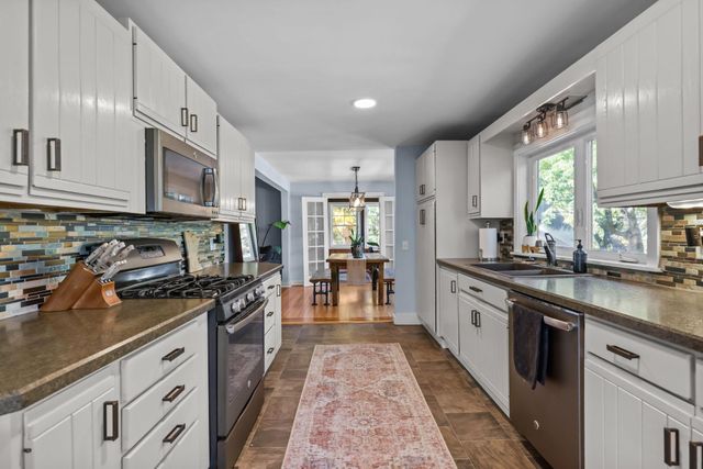 1120 Summit Avenue, Mahtomedi, MN 55115