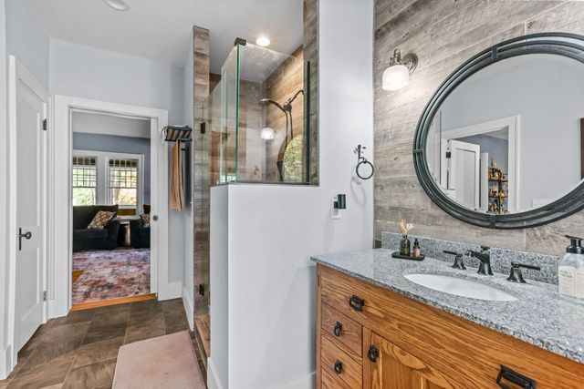 1120 Summit Avenue, Mahtomedi, MN 55115