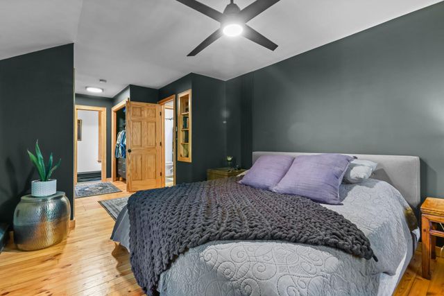 1120 Summit Avenue, Mahtomedi, MN 55115