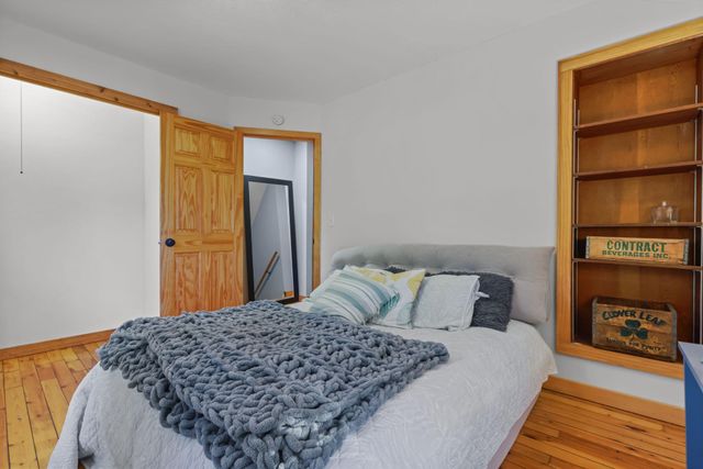 1120 Summit Avenue, Mahtomedi, MN 55115