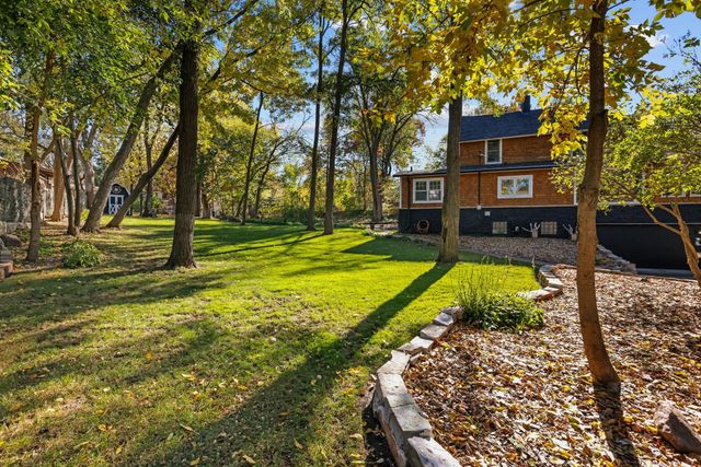 1120 Summit Avenue, Mahtomedi, MN 55115