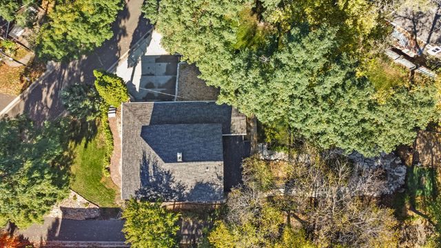 1120 Summit Avenue, Mahtomedi, MN 55115