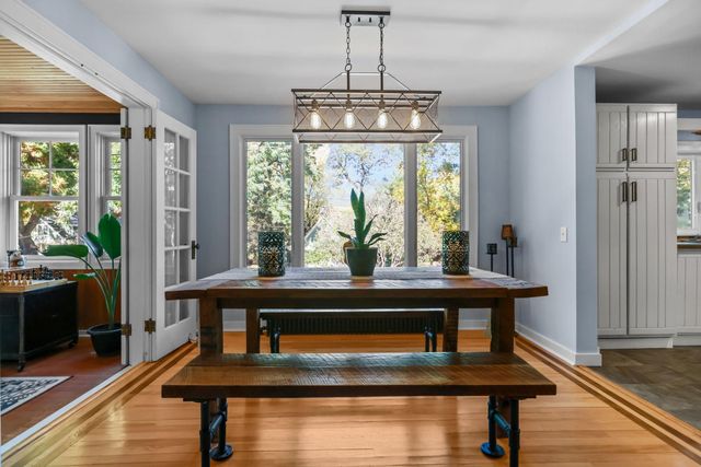1120 Summit Avenue, Mahtomedi, MN 55115