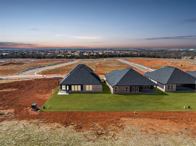 15604 Siloa Avenue, Edmond, OK 73013