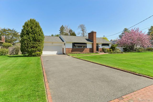 39 Shebar Drive, Islip, NY 11751
