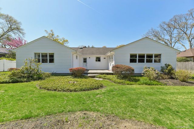 39 Shebar Drive, Islip, NY 11751