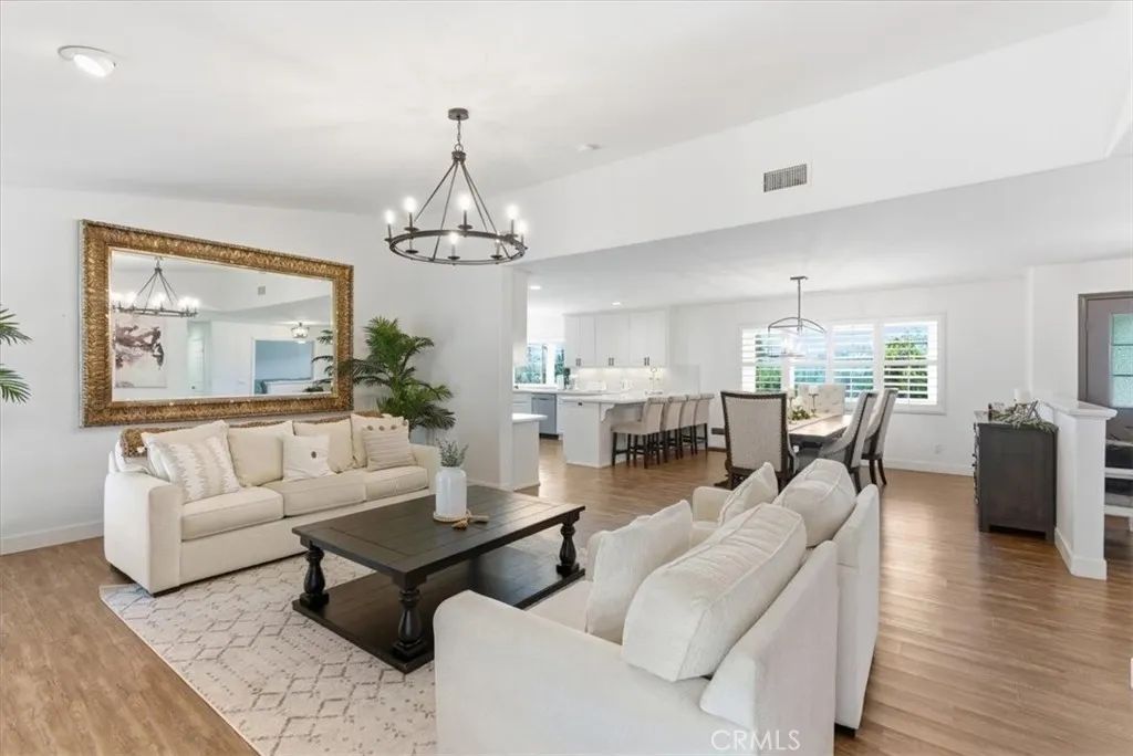 40780 Carmelita, Temecula, CA 92591