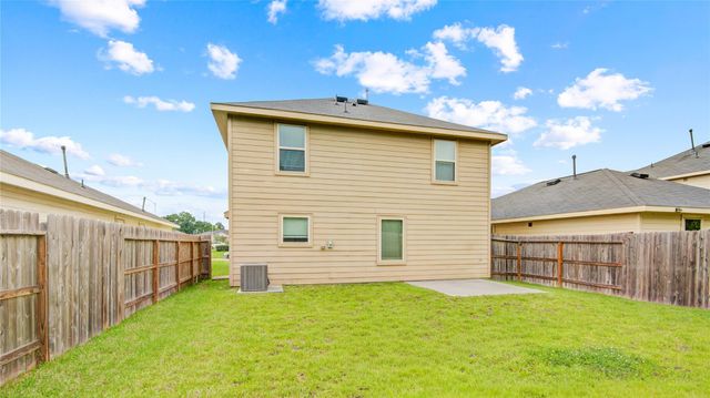 24035 Wandering Brook Drive, Hockley, TX 77447