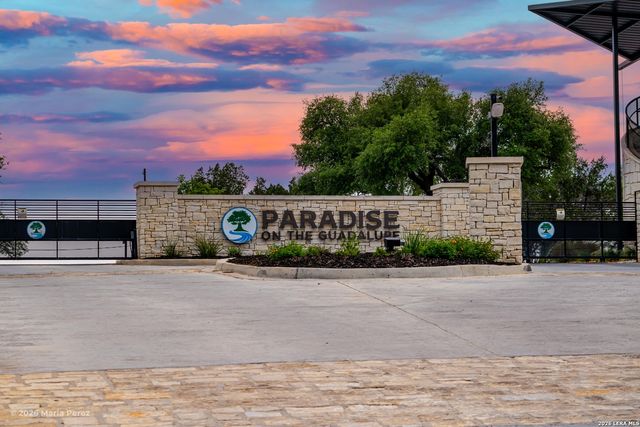 1609 PARADISE PKWY, Canyon Lake, TX 78133