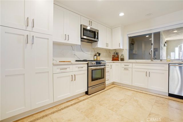 4167 Warner, Huntington Beach, CA 92649