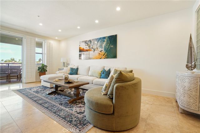 4167 Warner, Huntington Beach, CA 92649