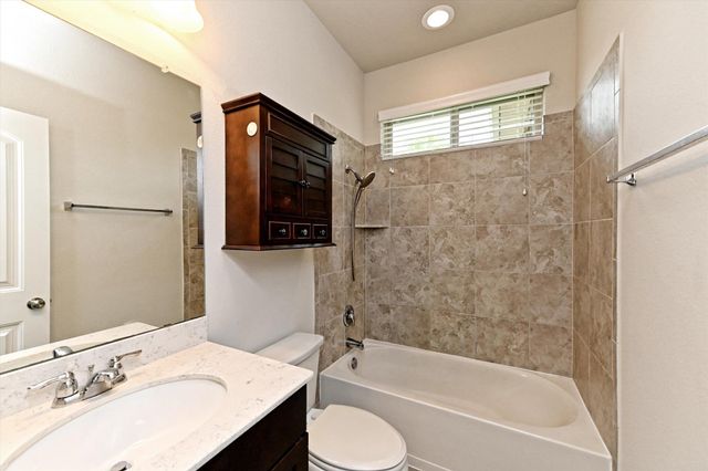 105 Summer Park BND, Cedar Park, TX 78613