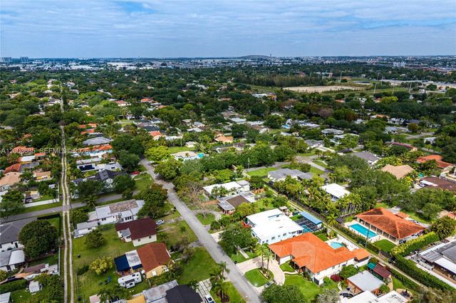501 Lawn Way, Miami Springs, FL 33166