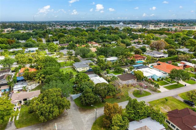 501 Lawn Way, Miami Springs, FL 33166