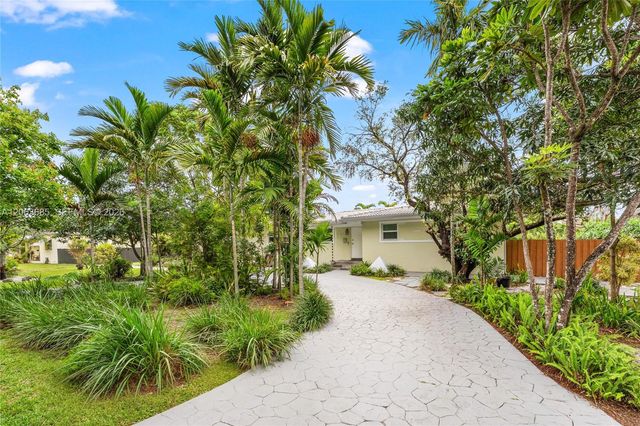 501 Lawn Way, Miami Springs, FL 33166