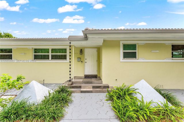 501 Lawn Way, Miami Springs, FL 33166