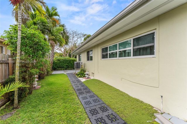 501 Lawn Way, Miami Springs, FL 33166