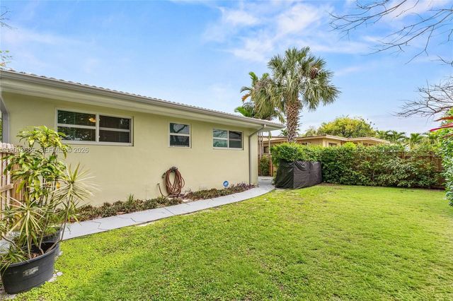 501 Lawn Way, Miami Springs, FL 33166