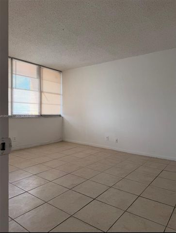 2025 NE 164th St 706, North Miami Beach, FL 33162