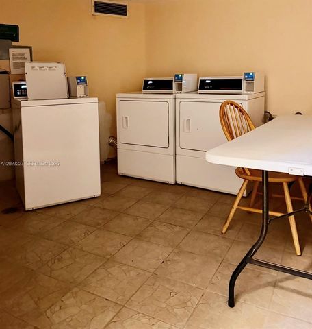 2025 NE 164th St 706, North Miami Beach, FL 33162