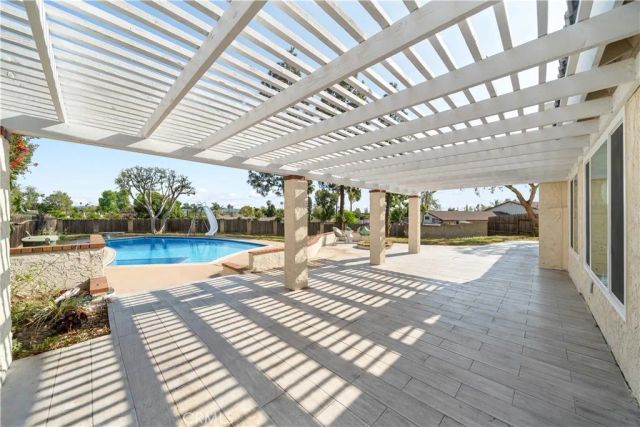 18070 Mark Ln, Yorba Linda, CA 92886